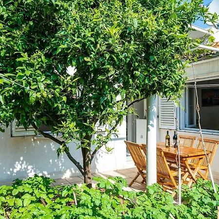 Vulicevic - Vulicevic A2 Free Private Parking Apartment